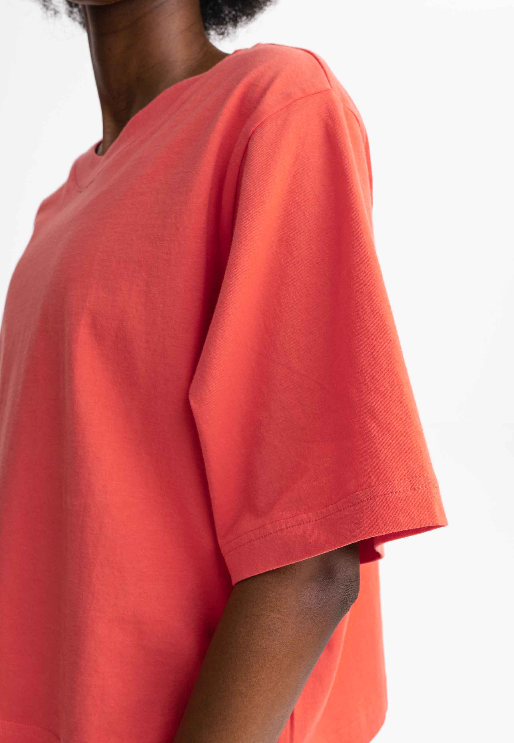 Cropped T-Shirt Style DESNA - Image 15