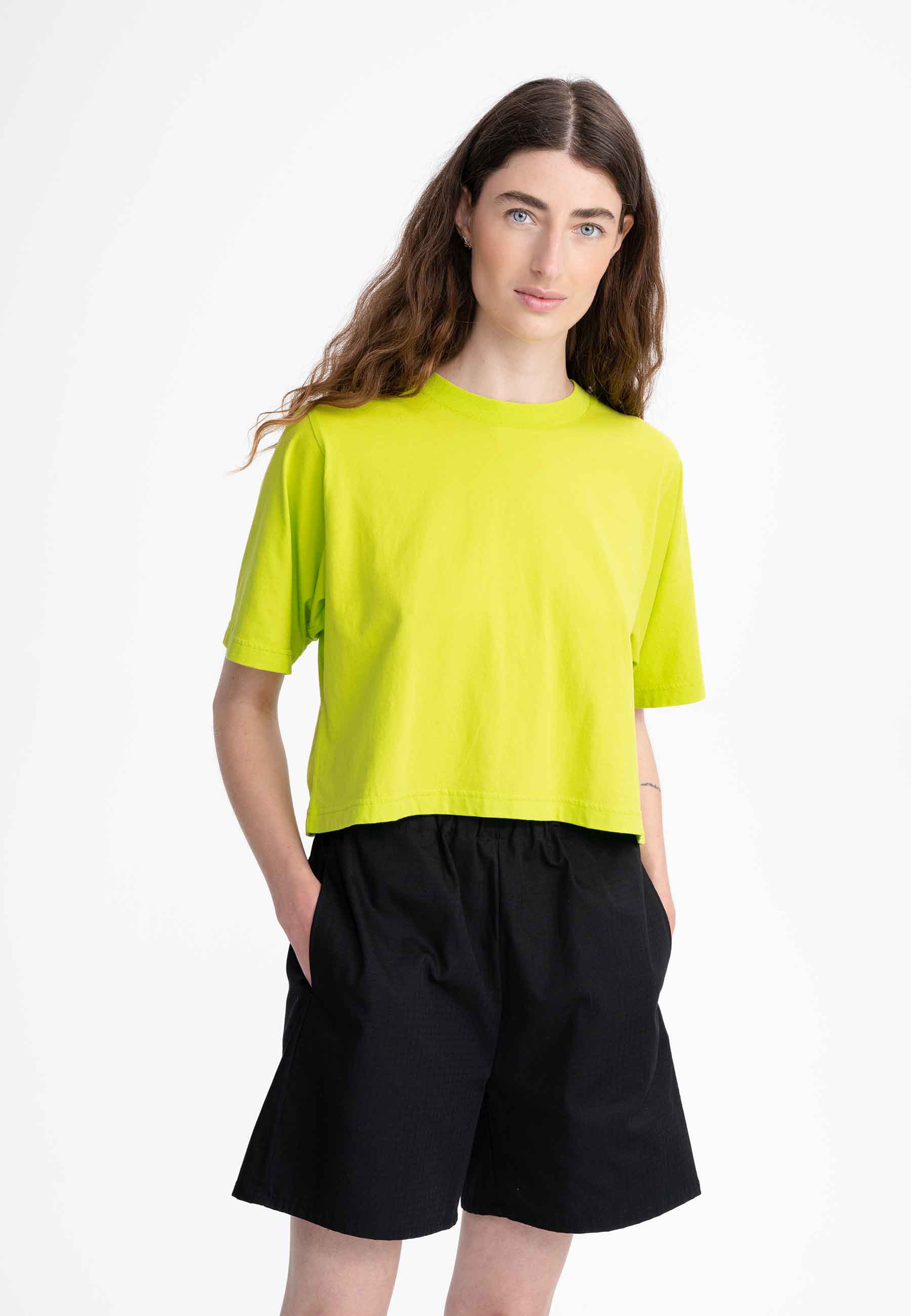 Cropped T-Shirt Style DESNA - Image 16