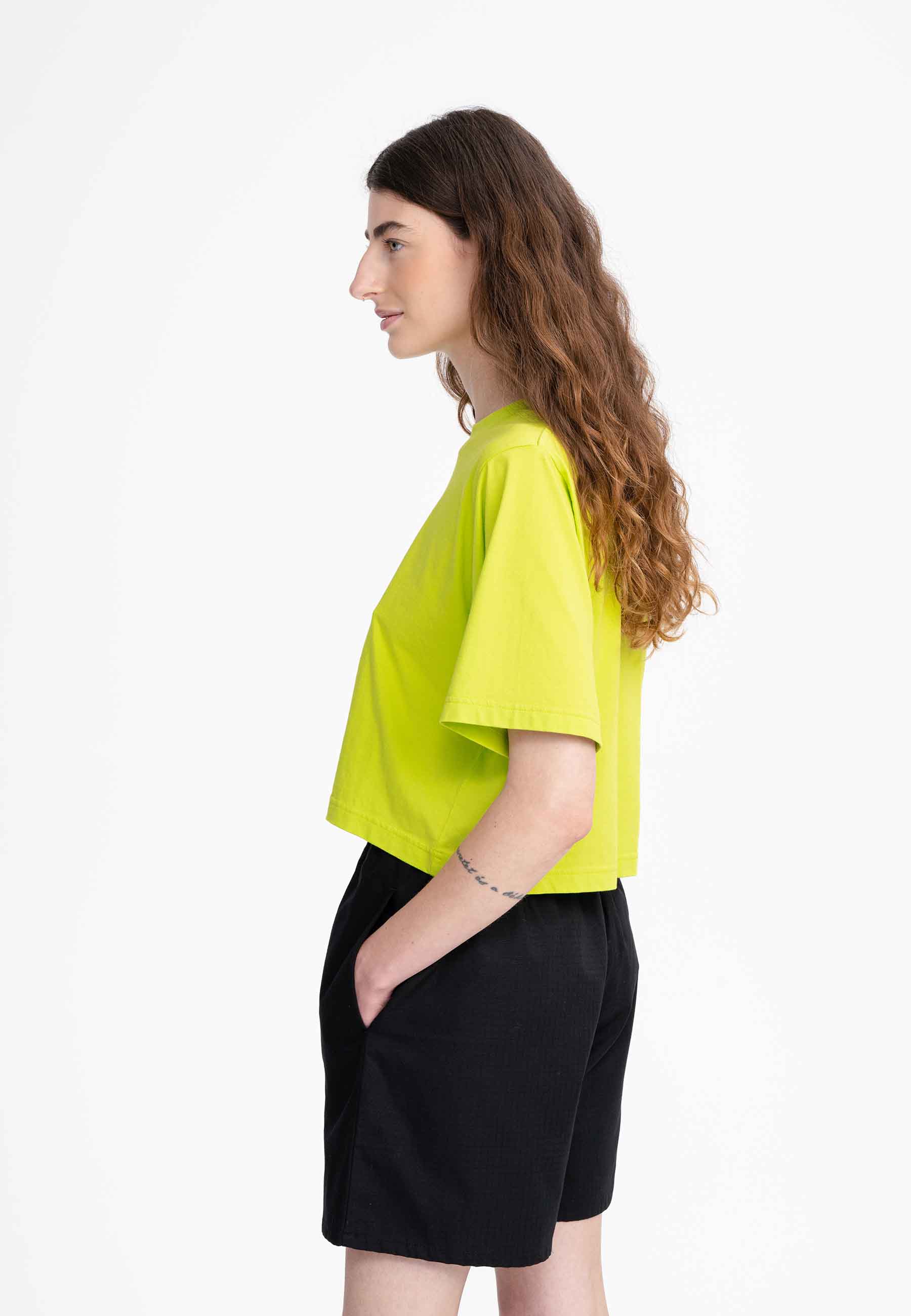 Cropped T-Shirt Style DESNA - Image 17