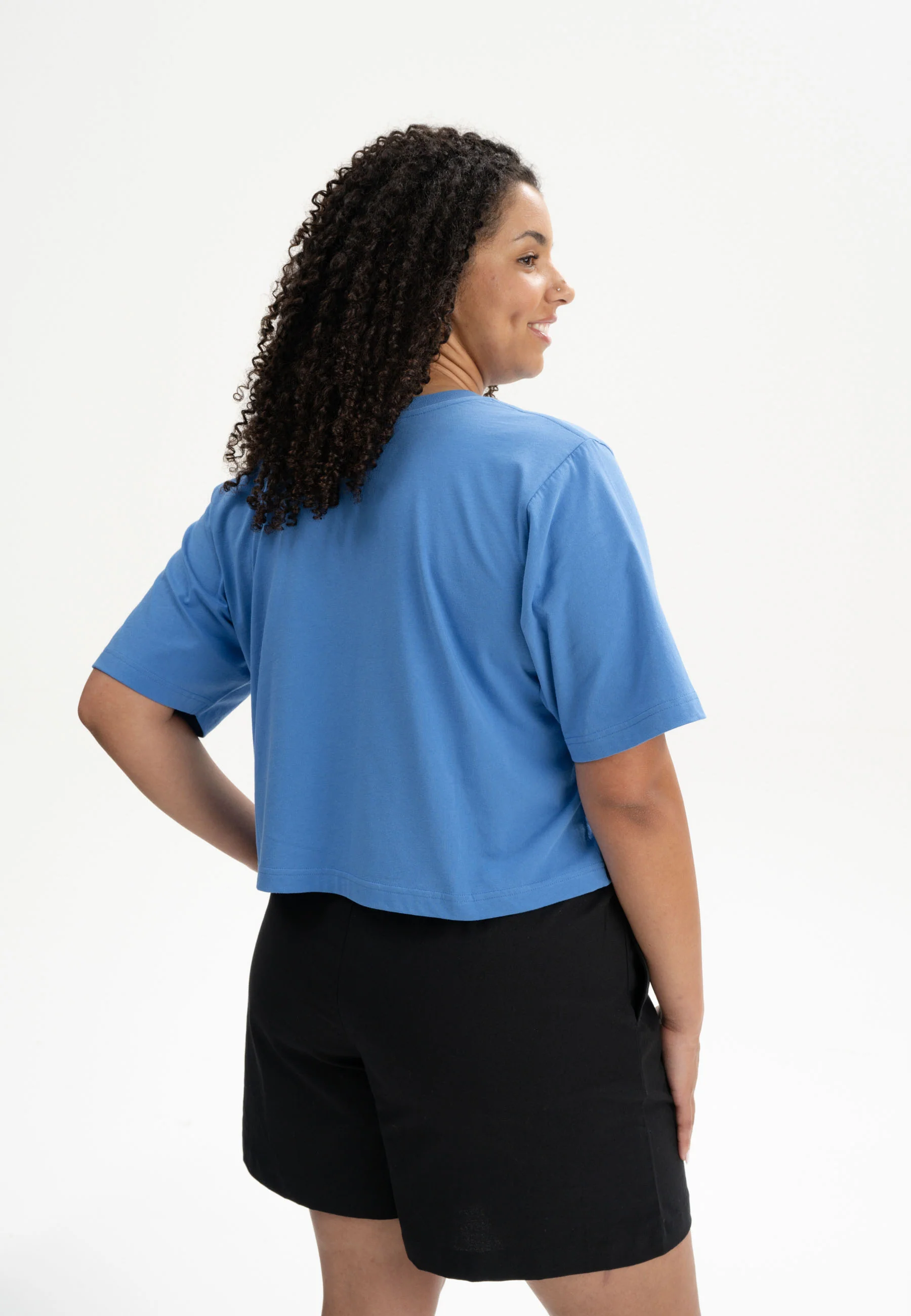 Cropped T-Shirt Style DESNA - Image 38