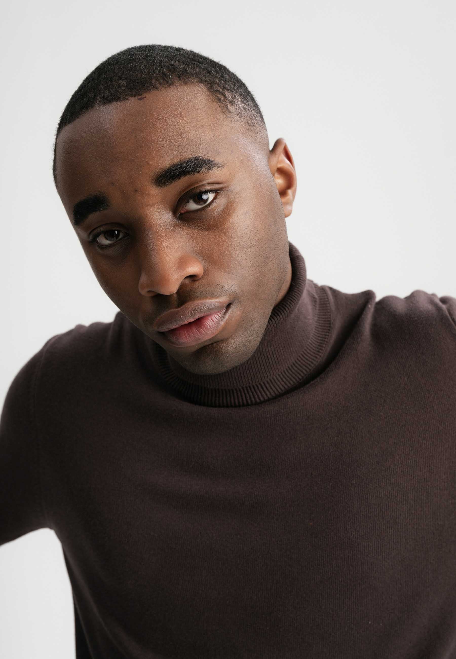 Feinstrick Rollkragenpullover Style KANJA - Image 39