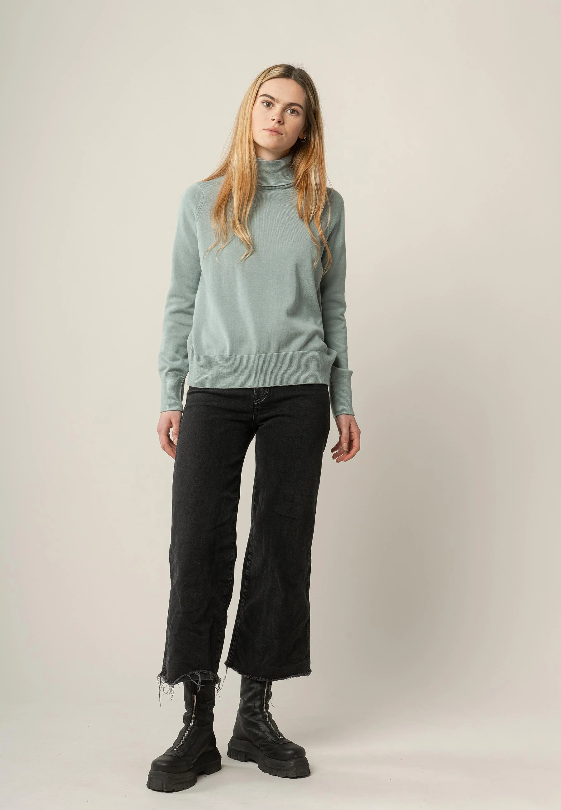 Feinstrick Rollkragenpullover Style MAYURA - Image 21