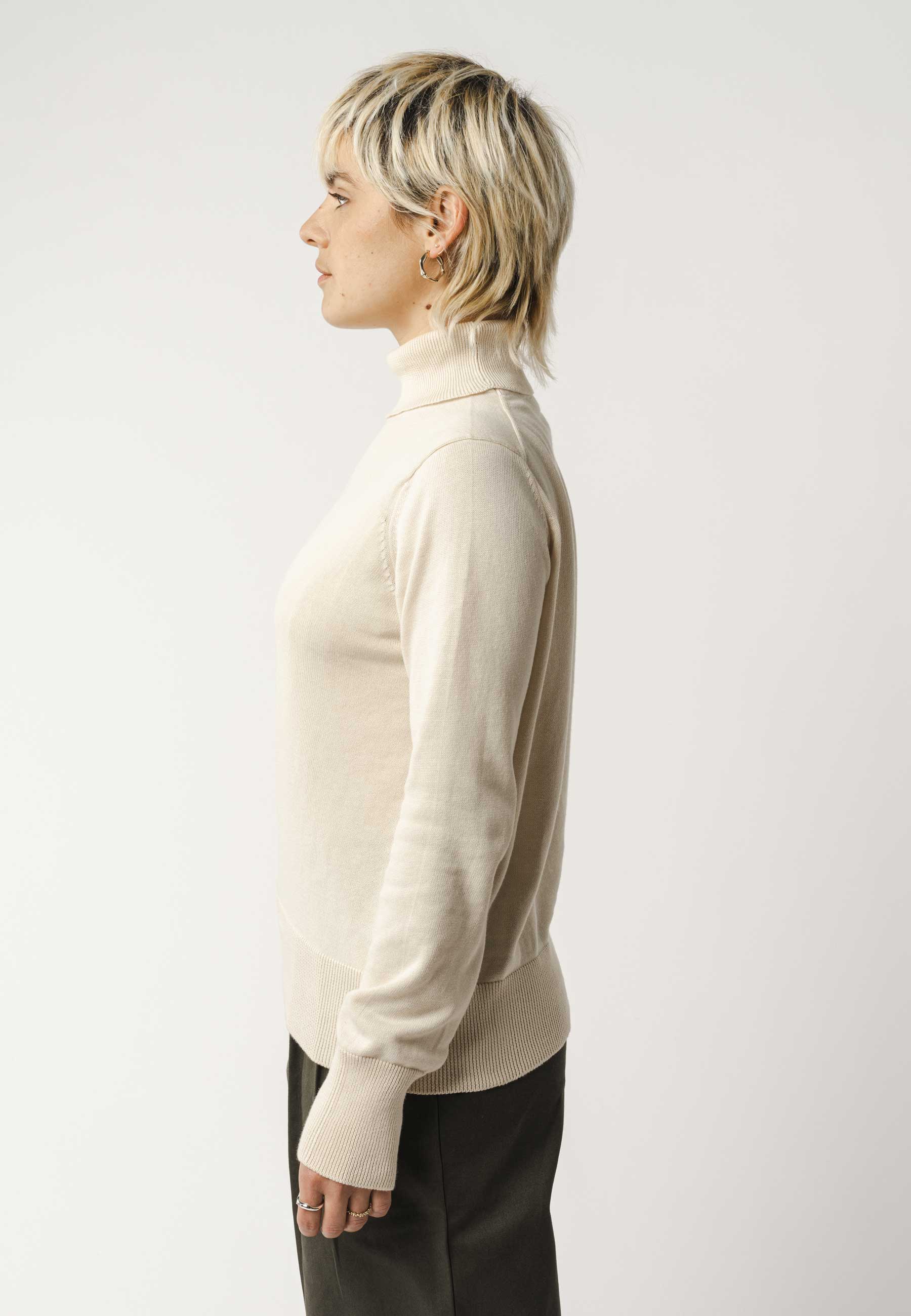 Feinstrick Rollkragenpullover Style MAYURA - Image 39