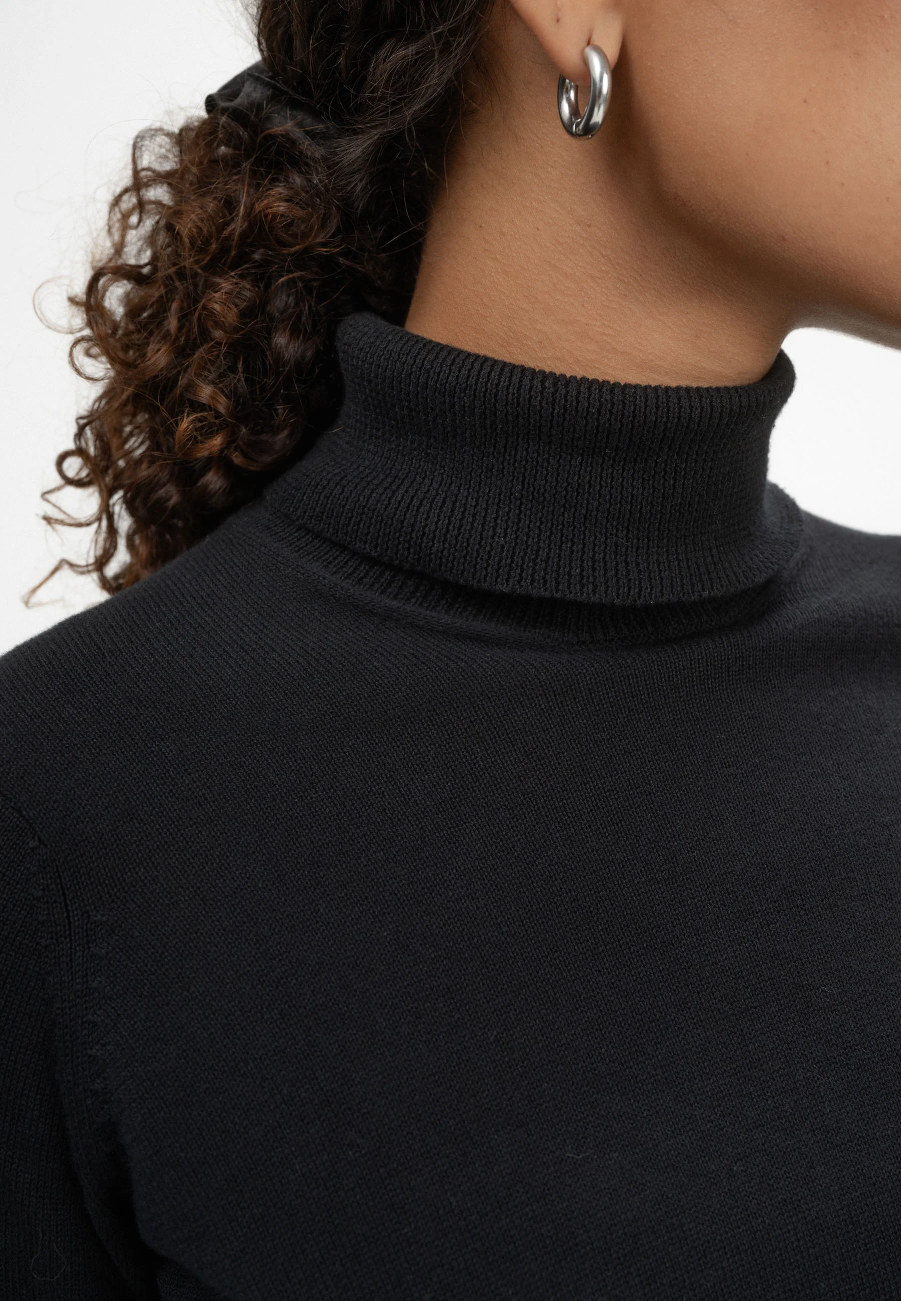 Feinstrick Rollkragenpullover Style MAYURA - Image 4