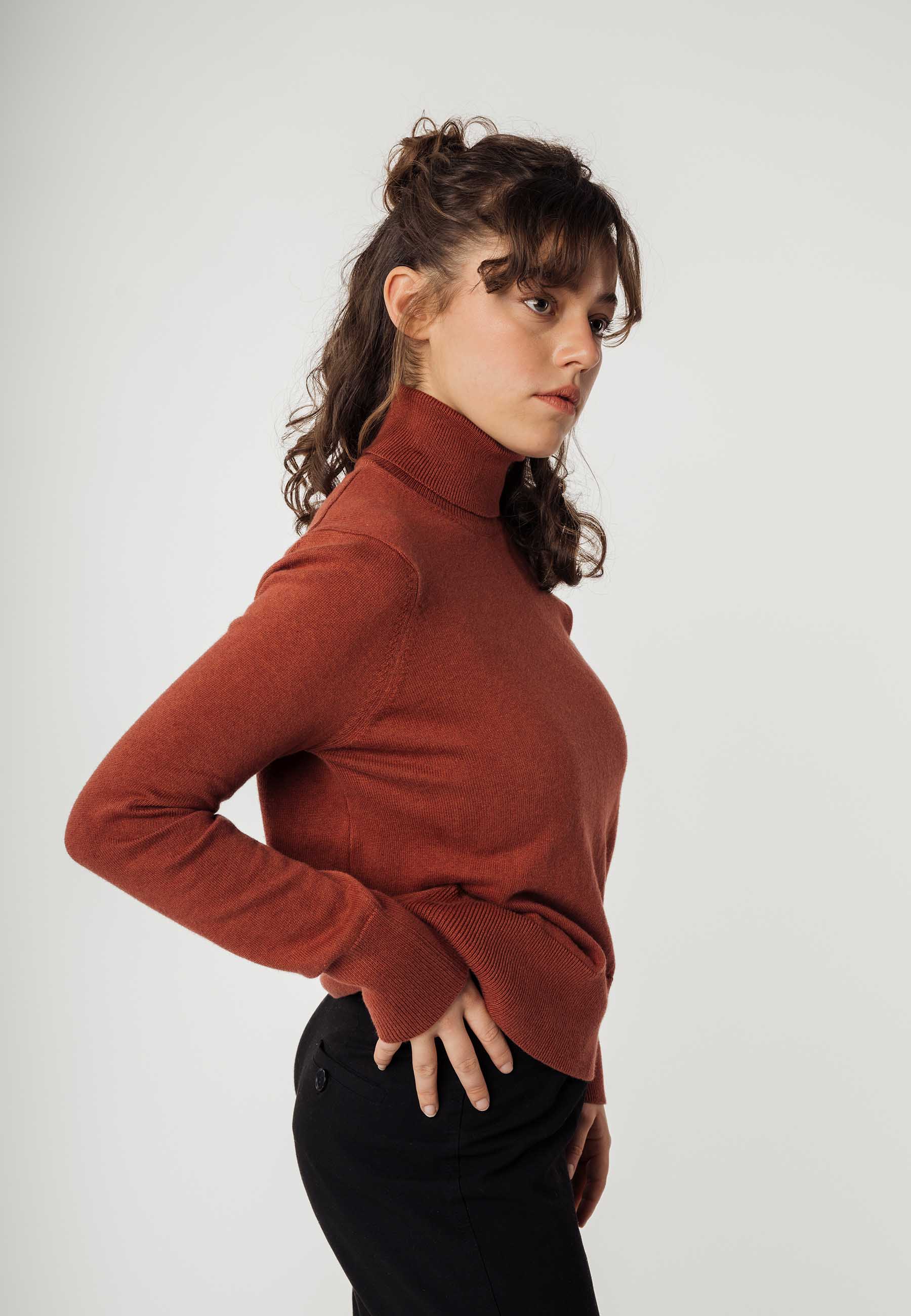Feinstrick Rollkragenpullover Style MAYURA - Image 53