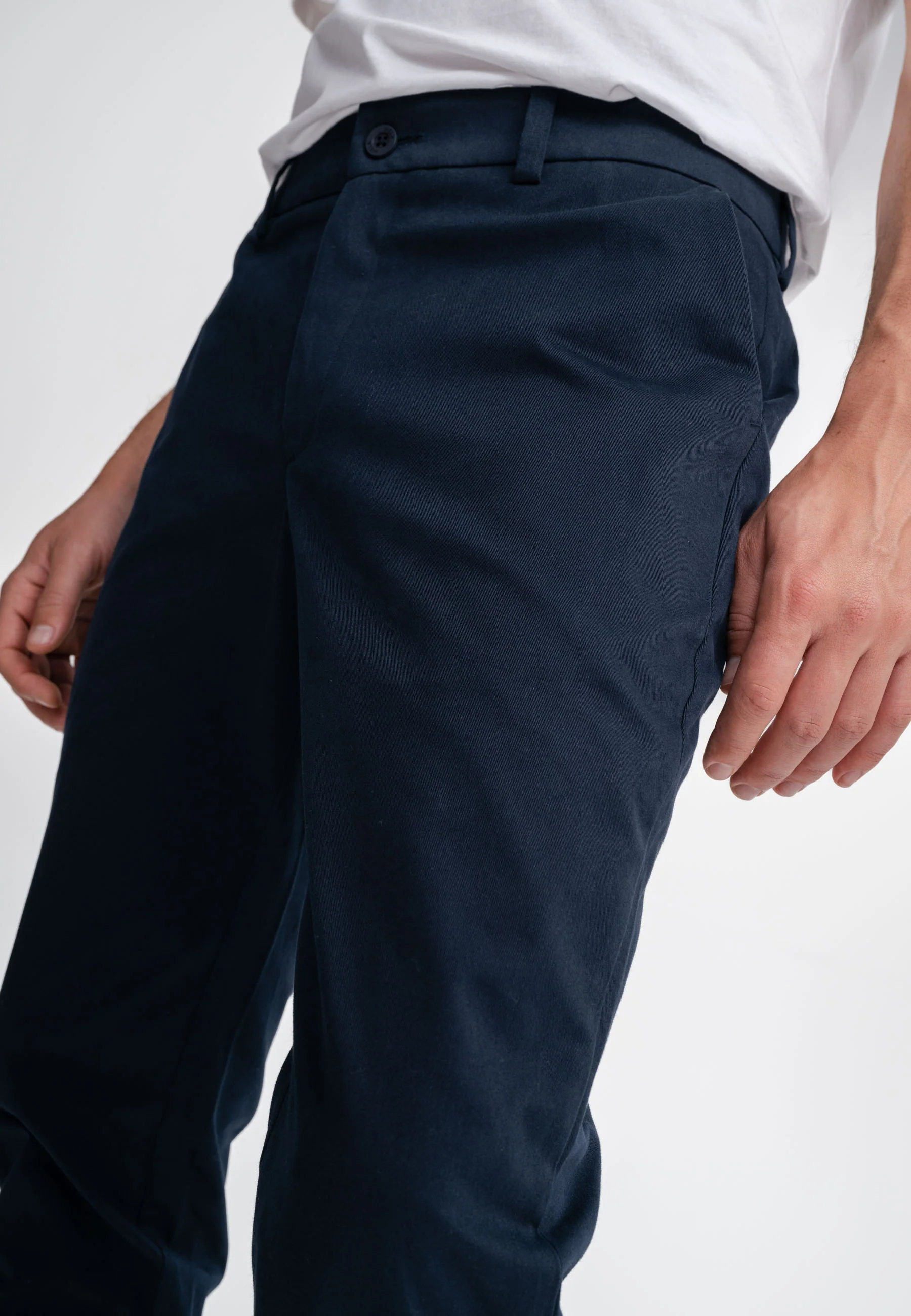 Chinohose mit normaler Passform Style RANJITH - Image 11