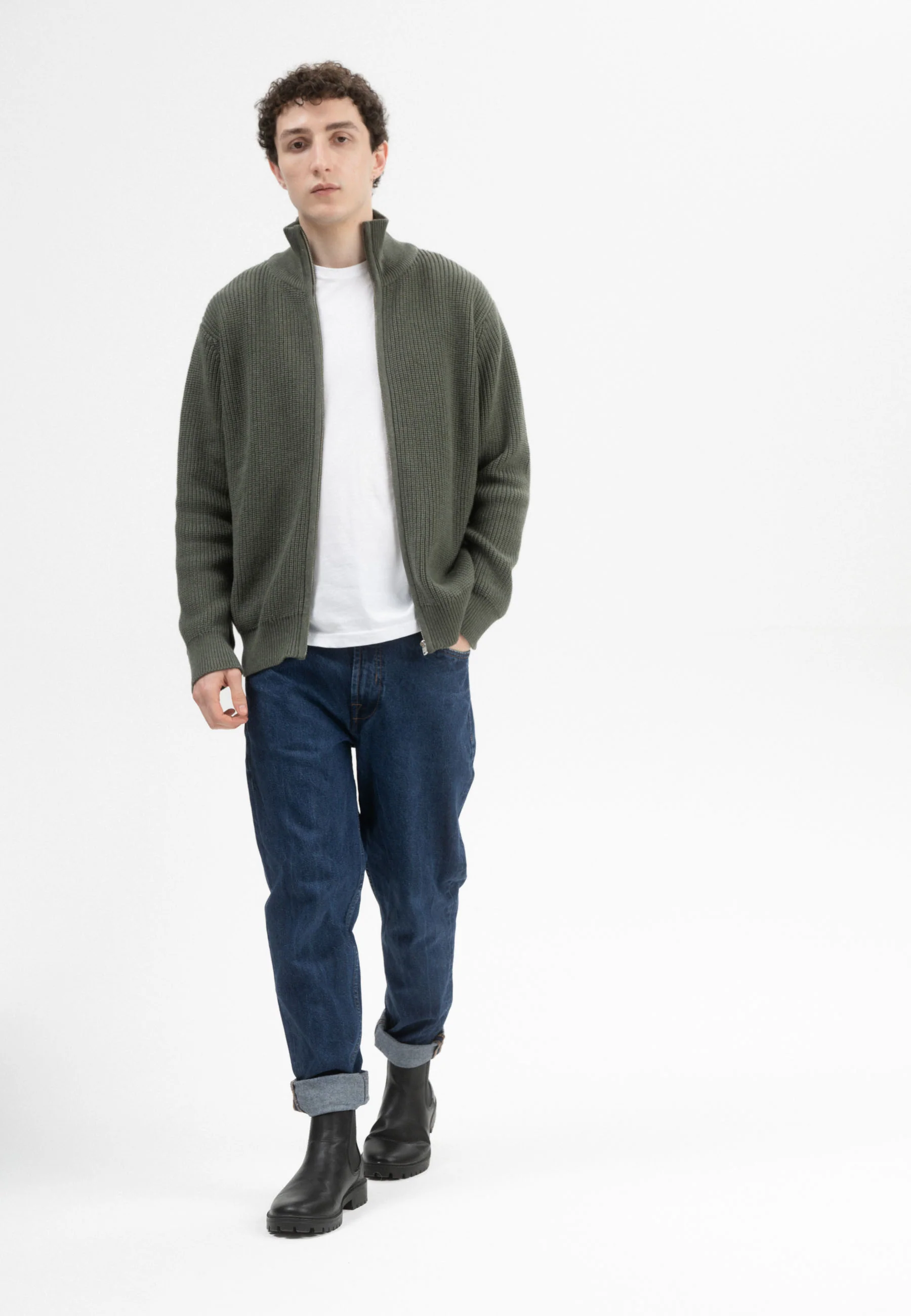 Rippstrick Jacke Style TAKSH - Image 12