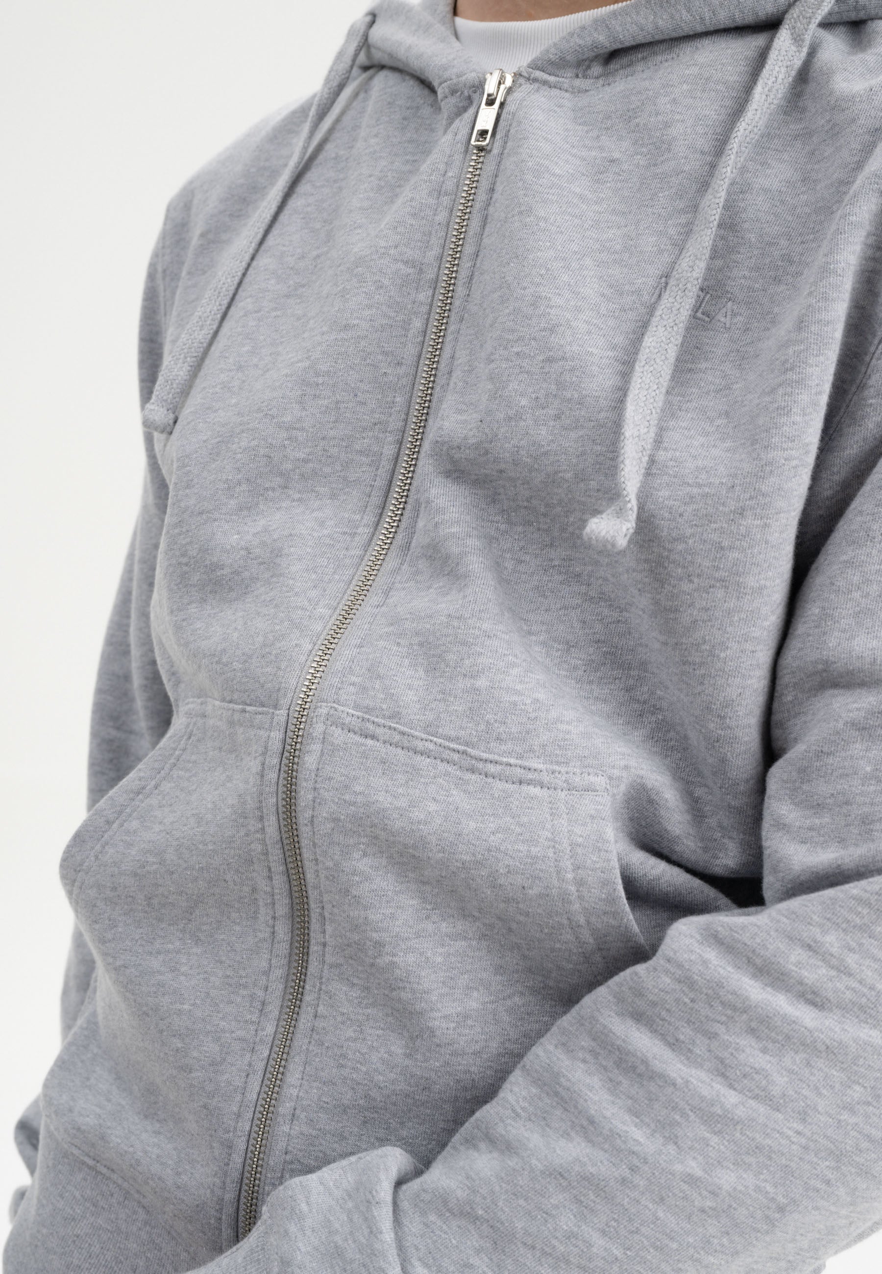 Hoodiejacke mit Reißverschluss Style DEVADAS - Image 10