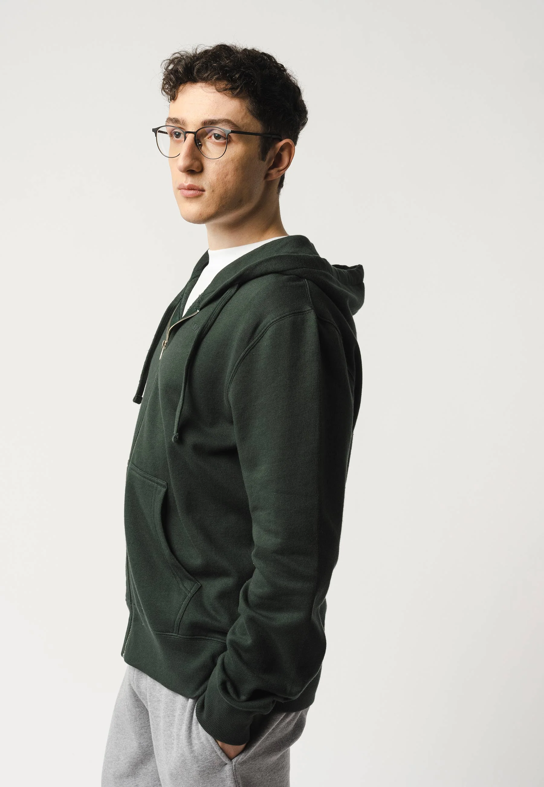 Hoodiejacke mit Reißverschluss Style DEVADAS - Image 27