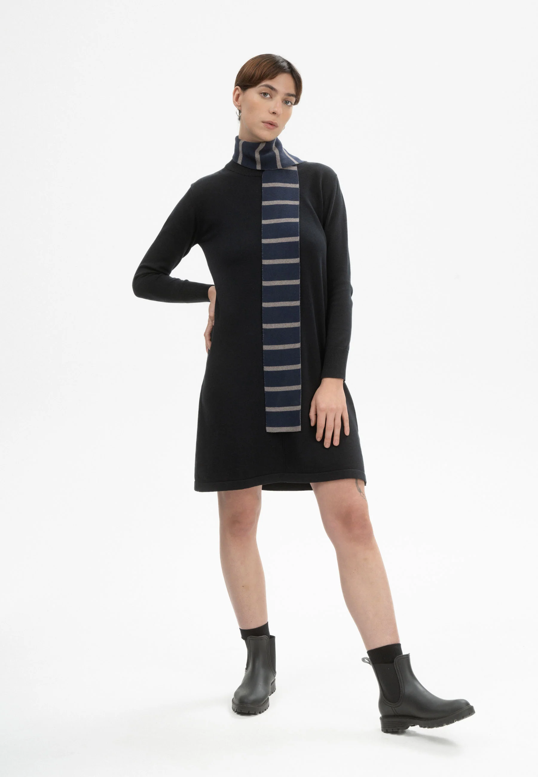 Schmaler Strickschal  Style BANHI - Image 12